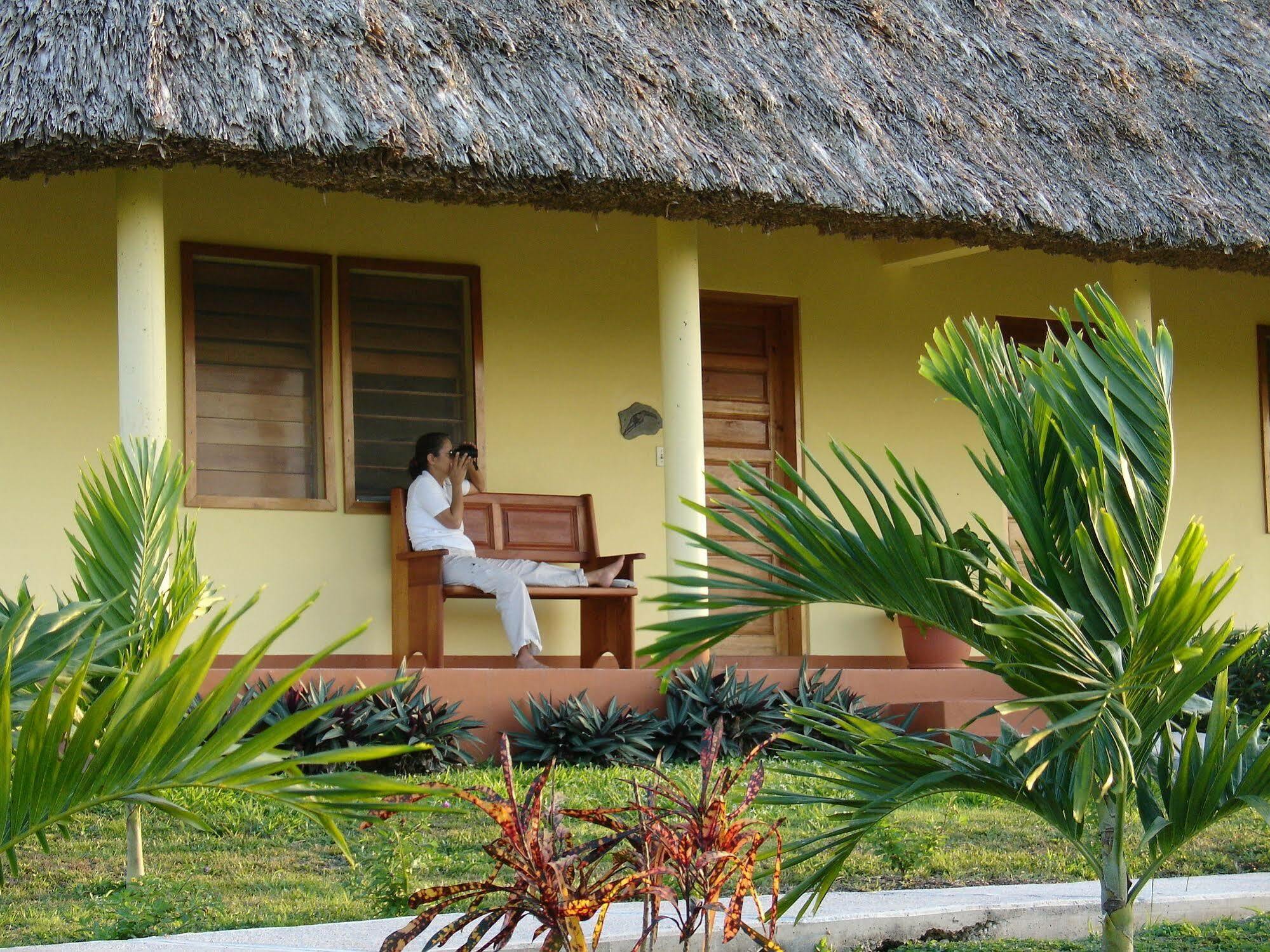 Casa Del Caballo Blanco Hotel San Ignacio Exterior photo